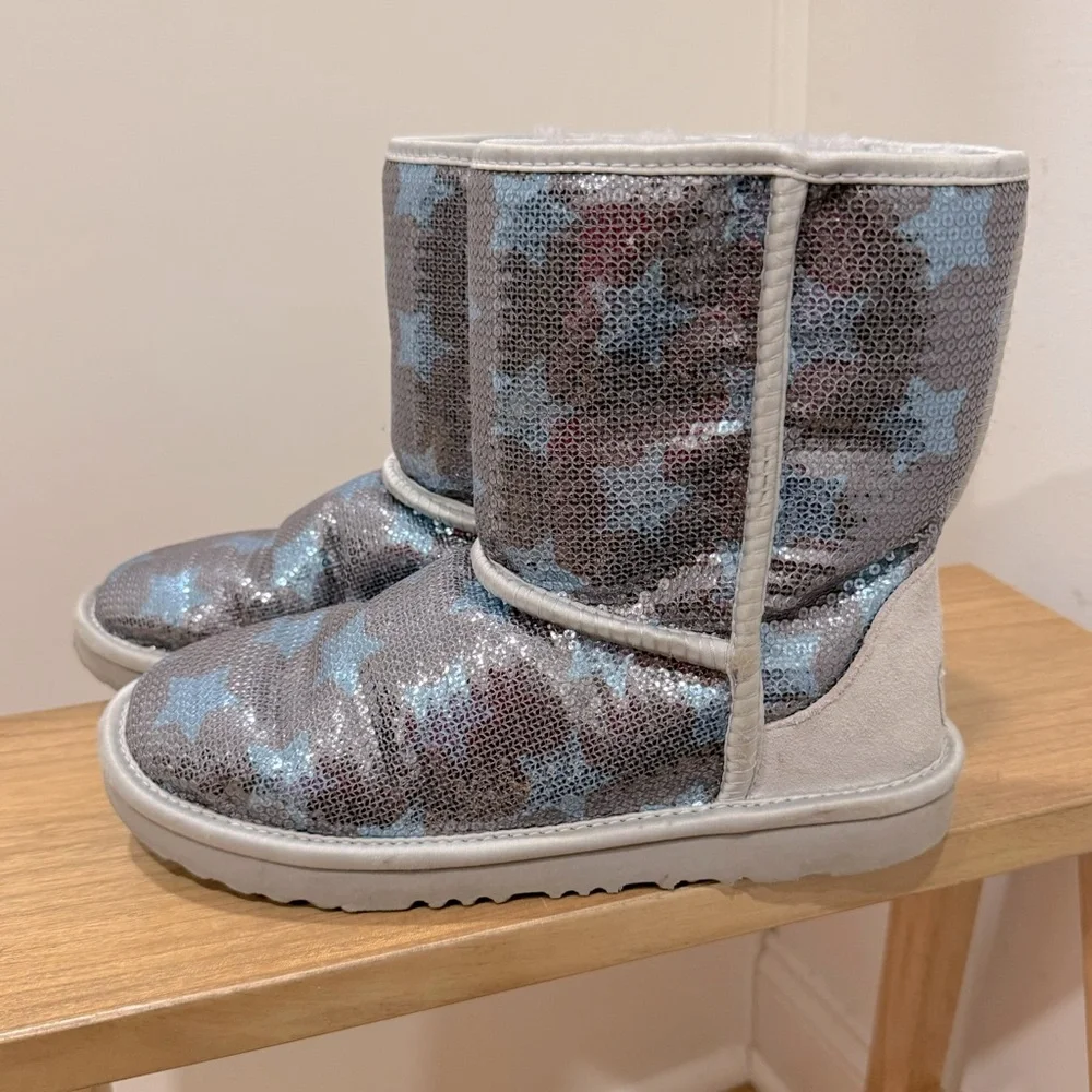 UGG classic short